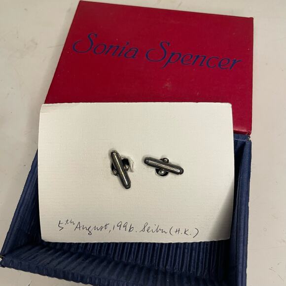 SALE!! Vintage Sonia Spencer Queen Elizabeth II Cufflinks Bone China England NiB - Picture 3 of 3